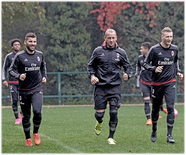«Милан» продолжает готовиться к матчу с «Торино»