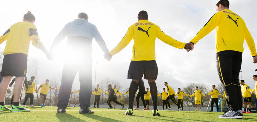 Дортмундская «Боруссия» организовала футбольные курсы для беженцев