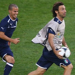 Испания и Италия вышли в четвертьфинал Евро-2012