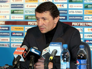 Курбан Бердыев: «Чем меньше остается матчей, тем больше волнения»