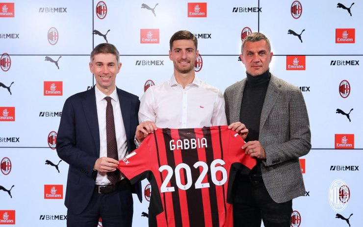 Защитник Габбиа продлил контракт с «Миланом»