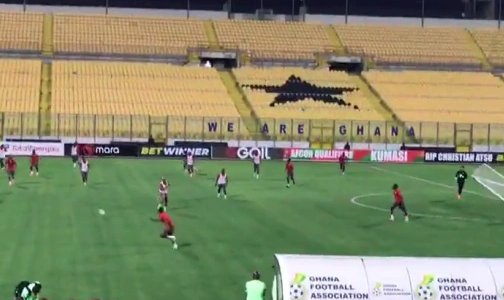 Вратаря сборной Ганы придавило воротами во время тренировки